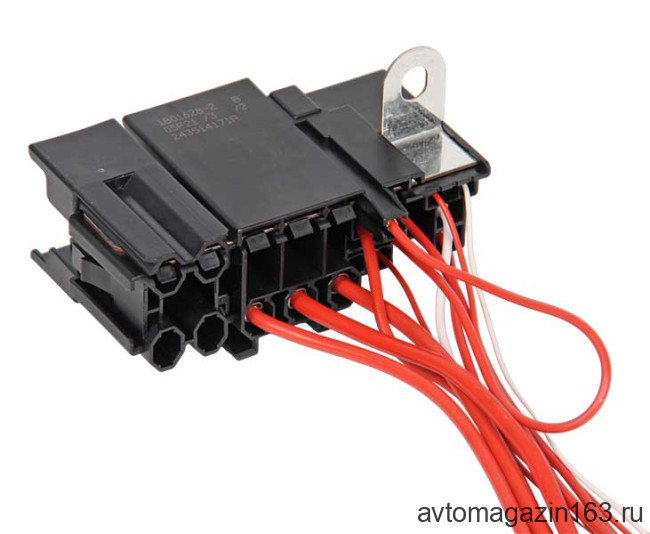 Колодка для предохранителей и реле Веста, Х Рей, Renault 243514171R TE Connectivity